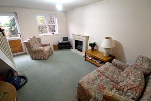 Lounge/Diner- click for photo gallery